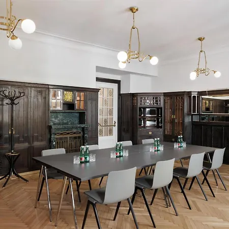 Hotel Astoria Vienna, Curio Collection By Hilton