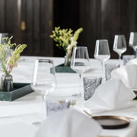 Hotel Astoria Vienna, Curio Collection By Hilton