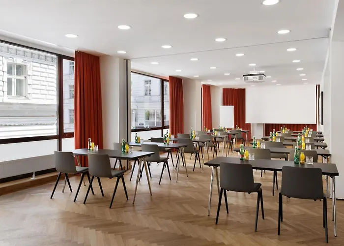 Hotel Astoria Vienna, Curio Collection By Hilton 4*