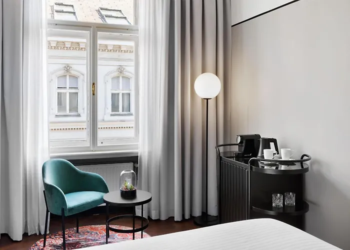 Astoria Vienna, Curio Collection By Hilton