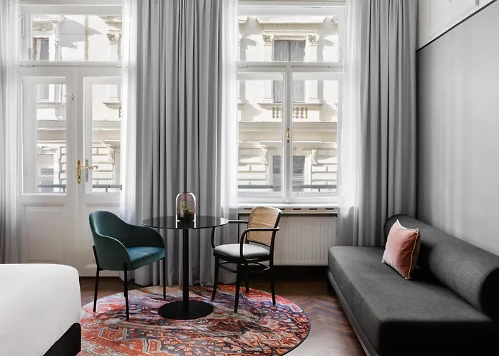 Hotel Astoria Vienna, Curio Collection By Hilton 4*