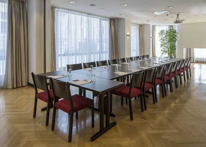 Astoria Vienna, Curio Collection By Hilton Vienna