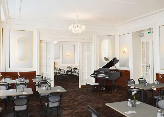 Astoria Vienna, Curio Collection By Hilton Hotel 4*