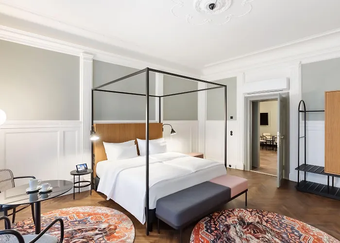 Hotel Astoria Vienna, Curio Collection By Hilton